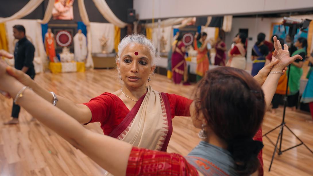 Bijayini Satpathy teaching in the studio